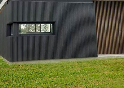 Revestimiento Pared Exterior Composite WPC - Negro | Marca MibaWood | Ambiente Jardín