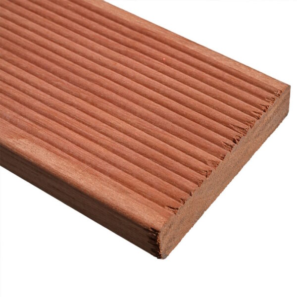Tarima Exterior Madera Tropical Mukulungu – Familia Sapotaceae | Marca MibaWood | Detalle Listón Cara Ranurada